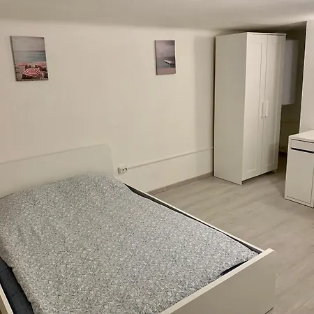 Astoria Long-term Budget منزل للإقامة